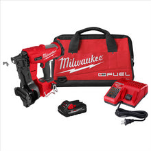 Load image into Gallery viewer, Milwaukee Tool M18 FUEL 18-Volt Lithium-Ion Brushless Cordless Coil Roofing Nailer Kit