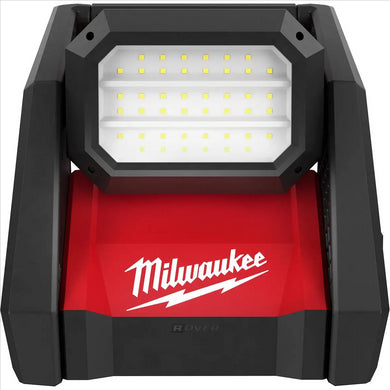 Milwaukee Tool 4000 Lumen M18 ROVER Dual Power Flood Light